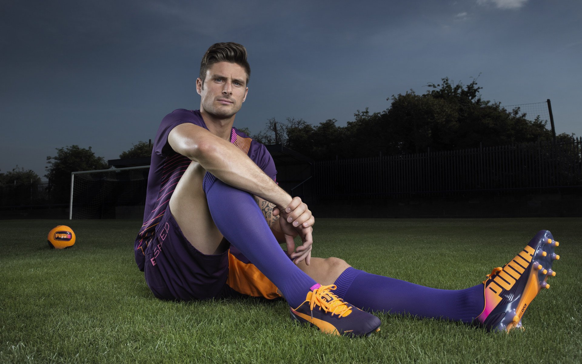 绿茵场上的地缘寓言，克瓦拉茨赫利亚爆发与乌克兰强势拿下伊拉克的足球镜像